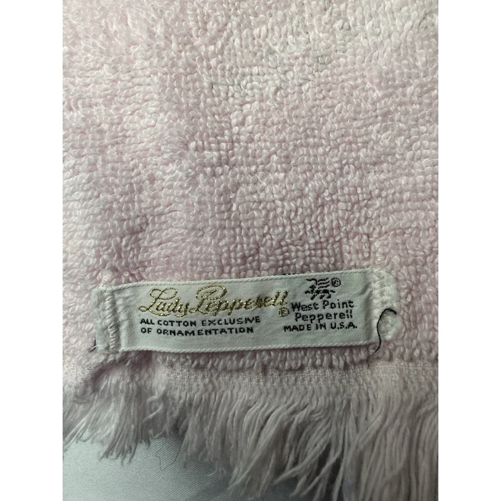 Vintage Lady Pepperell Hand Towel Pink Roses Floral 27” x 15” EUC Cotton MCM